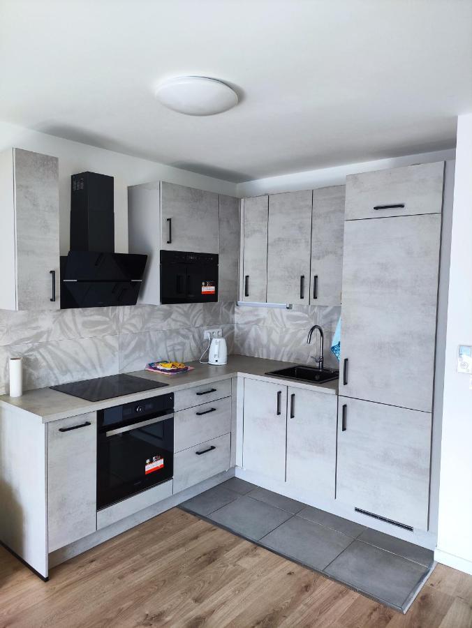 איברי-סור-סיין Cozy Sunshine Apartment With Balcony 4 Persons Max מראה חיצוני תמונה