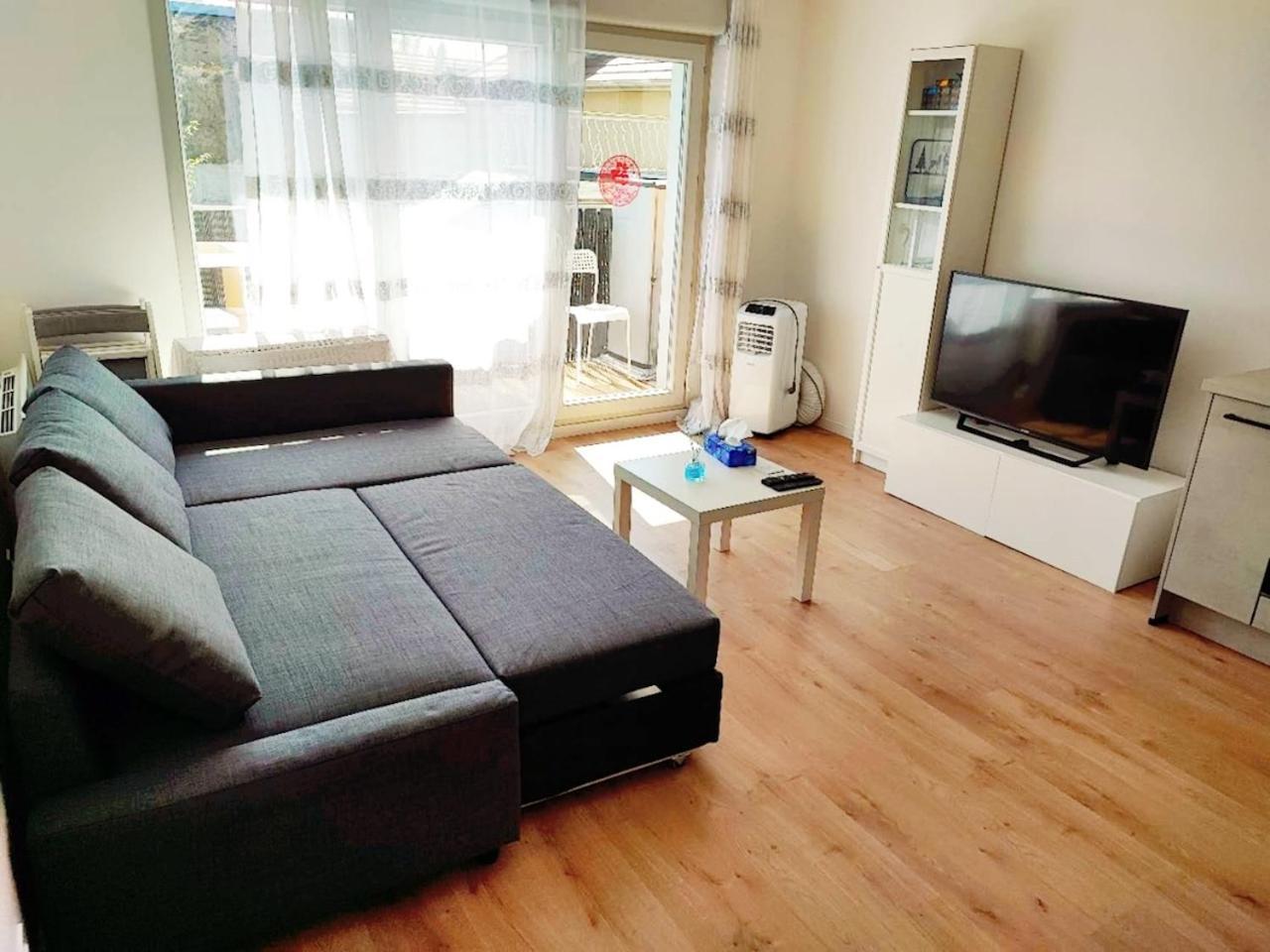 איברי-סור-סיין Cozy Sunshine Apartment With Balcony 4 Persons Max מראה חיצוני תמונה
